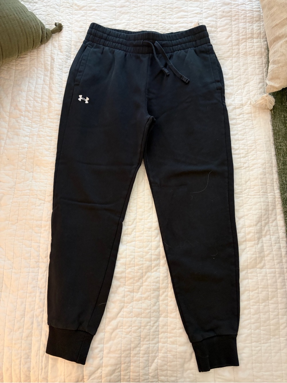 Under Armour Women’s Black Jogger Sweatpants